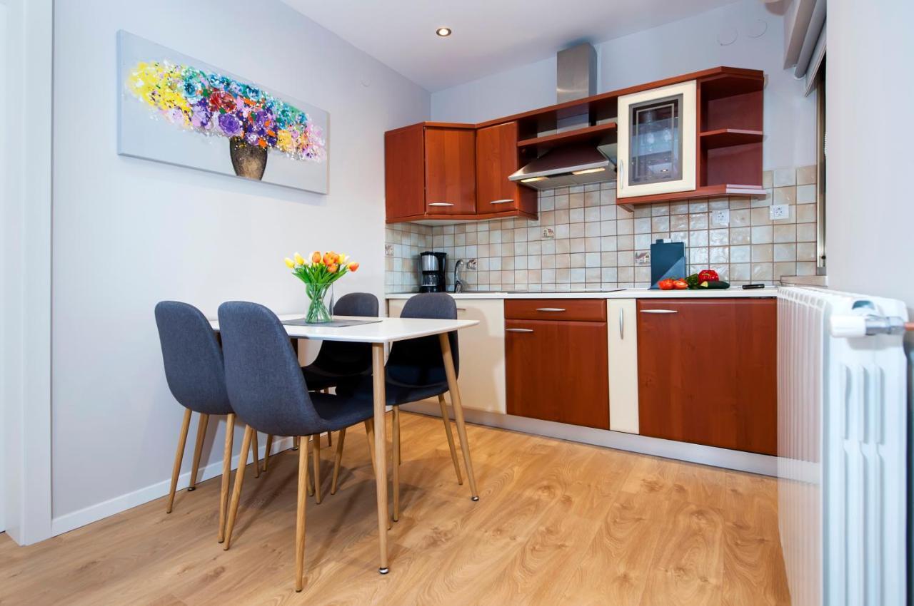 Apartment Modrusan *